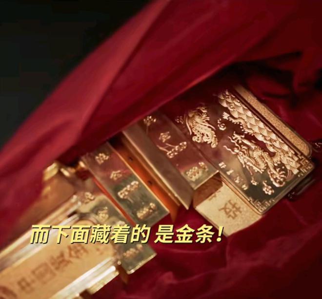 头现身才知洪亮的结局已写好了《以法之名》雷广发惨死三巨(图11)